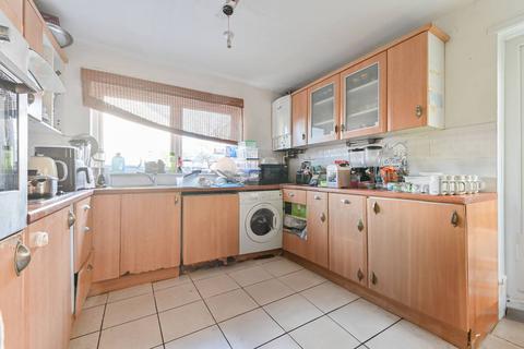 4 bedroom end of terrace house for sale, Drovers Place, Peckham, London, SE15