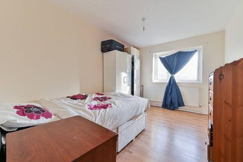 1 bedroom flat for sale, Friary Estate, Peckham, London, SE15