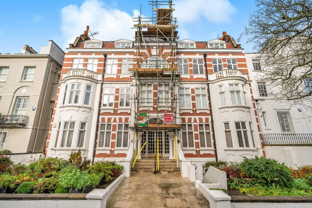 Abercorn Place, St John's Wood, London, NW8 2 bed flat for sale £450,000