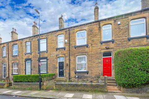 3 bedroom terraced house to rent, Pawson Street, Morley, LS27