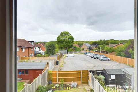 40 Connaught Way, Billericay, CM12 0UN
