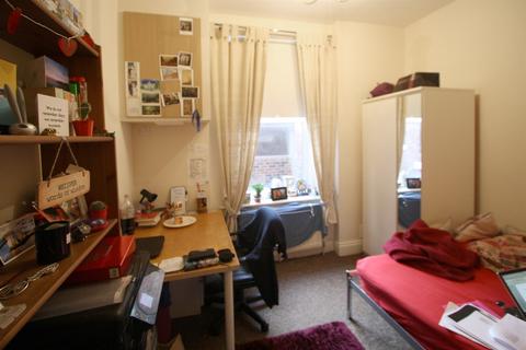 2 bedroom flat to rent, Glenthorn Road, Newcastle Upon Tyne