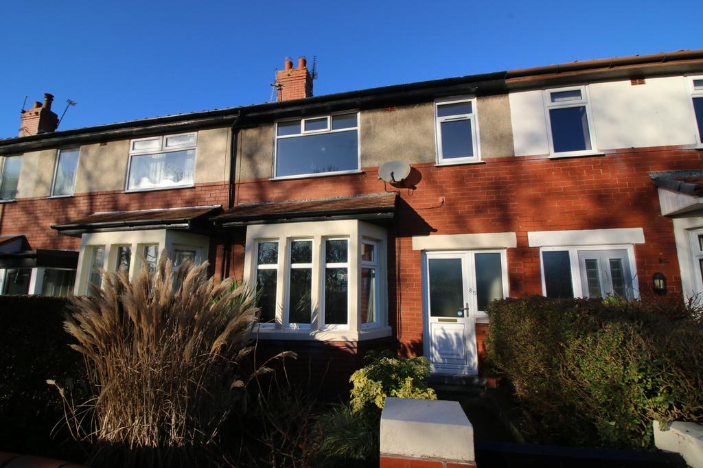 Alexandra Road, Lytham St. Annes, FY8 2 bed terraced house for sale £