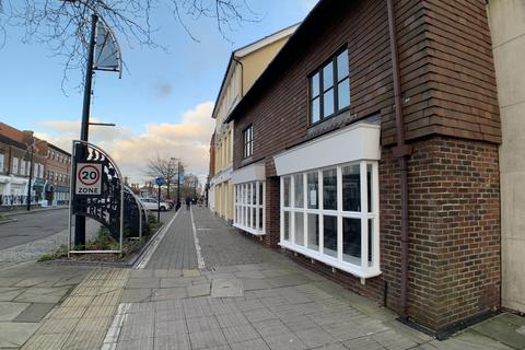 Mixed use to rent, High Street, Crawley RH10