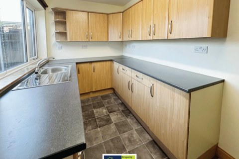 3 bedroom terraced house to rent, Belton Road, Braunstone, Leicestershire