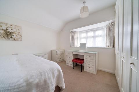 2 bedroom semi-detached house for sale - Glebe House Drive, Hayes