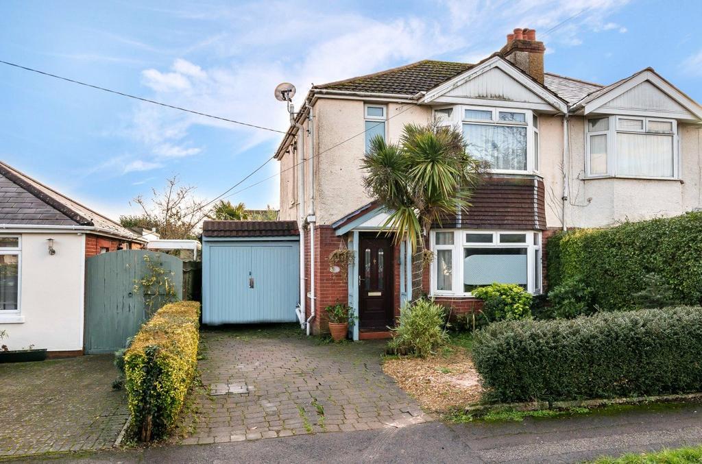 Chalvington Road, Chandler's Ford... 3 bed semidetached house for sale £395,000
