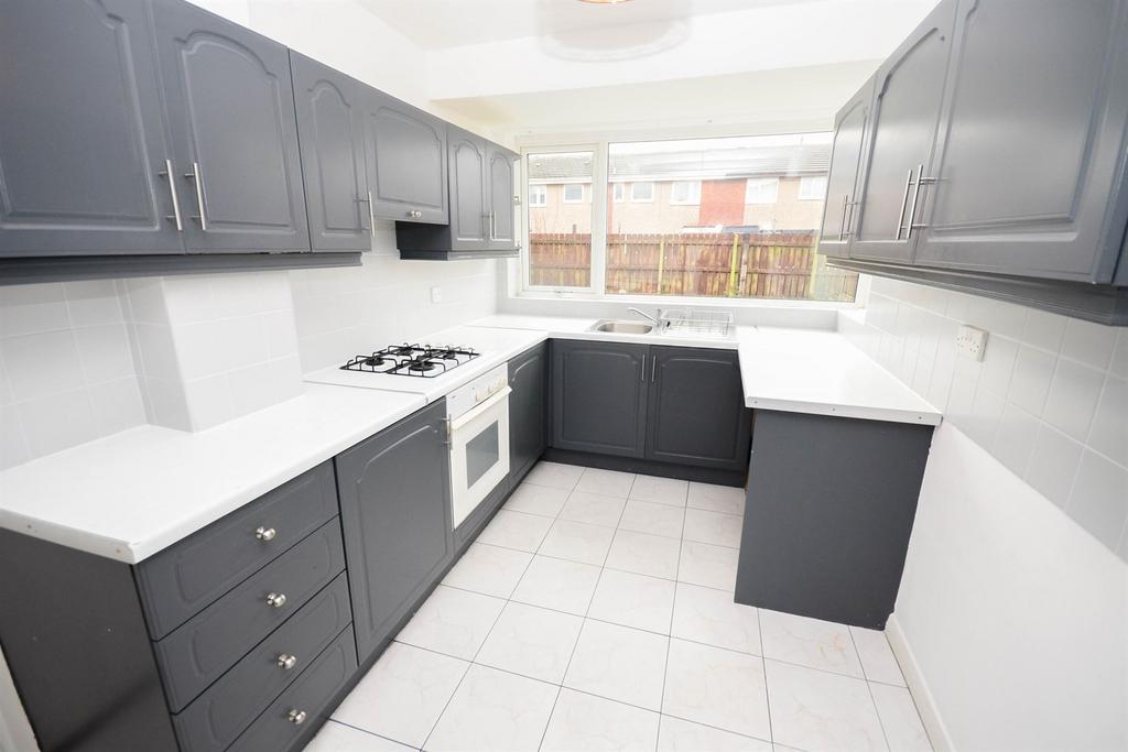 Mount Road, Birtley 3 bed semidetached house for sale £155,000