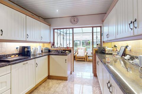 83 Church Road, Basildon, SS16 4AG