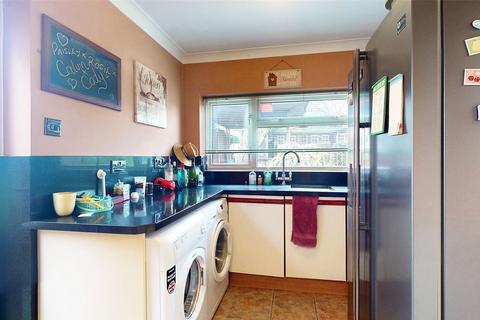 83 Church Road, Basildon, SS16 4AG