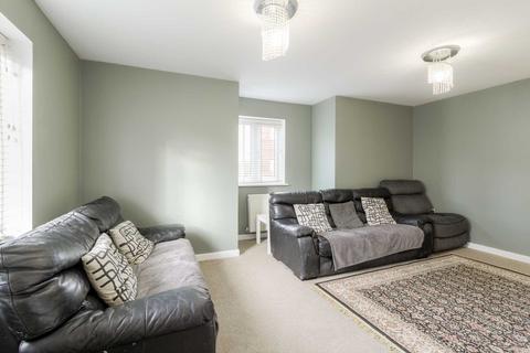 4 bedroom end of terrace house for sale, Woolpack Grange, Milton Keynes MK14