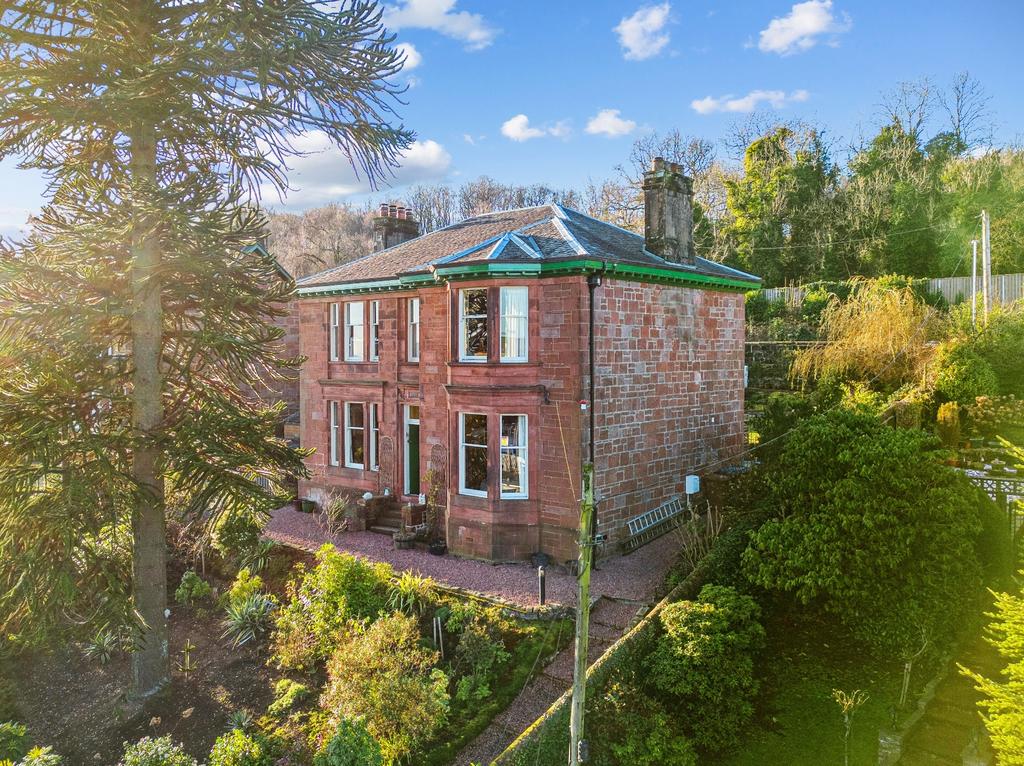 Carman Road, Renton, West Dunbartonshire, G82 4LZ 5 bed detached house