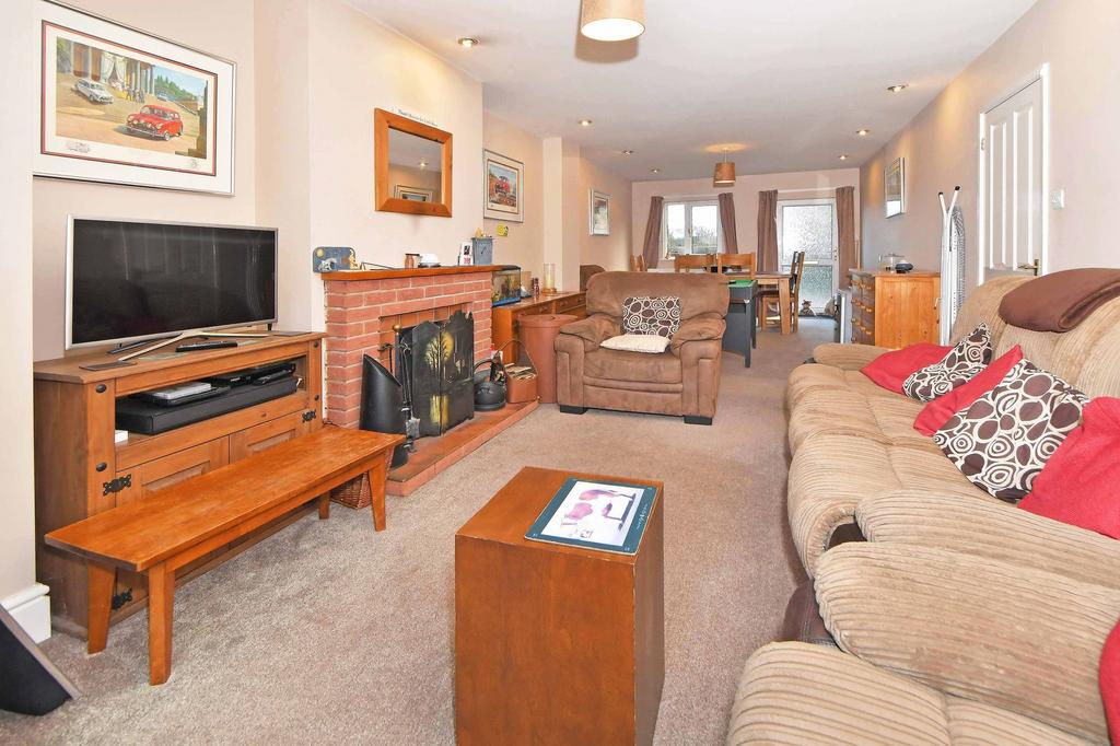 Oak Tree Cottage 1 Grub Street High Offley Stafford ST20 0NE 4 bed end
