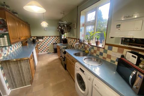 43 Birch Avenue, Oldham, OL8 3TX