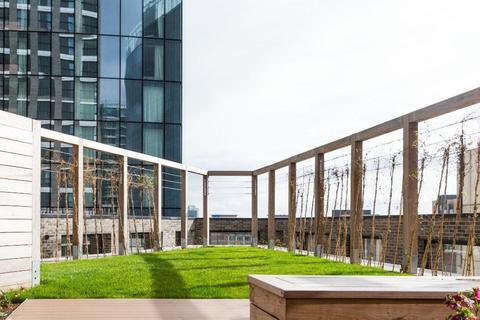 2 bedroom apartment to rent, Wiverton Tower, New Drum Street, London, E1