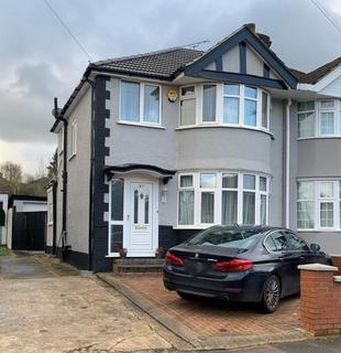 3 bedroom semi-detached house to rent, Somervell Road, Harrow HA2