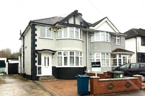 3 bedroom semi-detached house to rent, Somervell Road, Harrow HA2