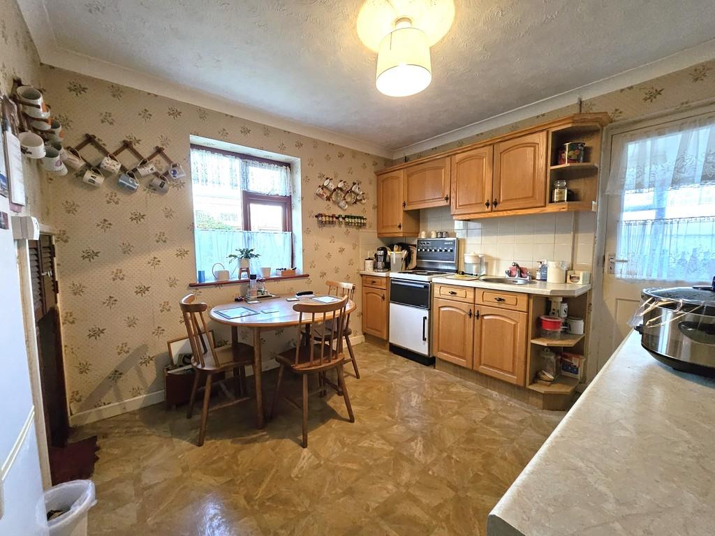 Mill Road, Ashby St. Mary 3 bed chalet for sale £350,000