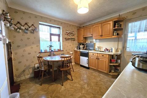 3 bedroom chalet for sale, Mill Road, Ashby St. Mary