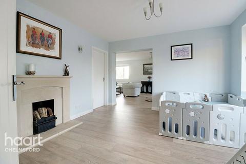 18 Middlemead, West Hanningfield, Chelmsford, CM2 8UT