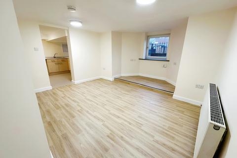 1 bedroom flat to rent, Springfield Road, Sale, Greater Manchester, M33