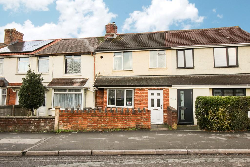 Rodbourne Road, Swindon SN2 3 bed terraced house - £1,100 pcm (£254 pw)