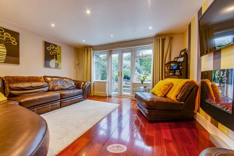 4 Crowgate, South Anston, Sheffield, S25 5AL