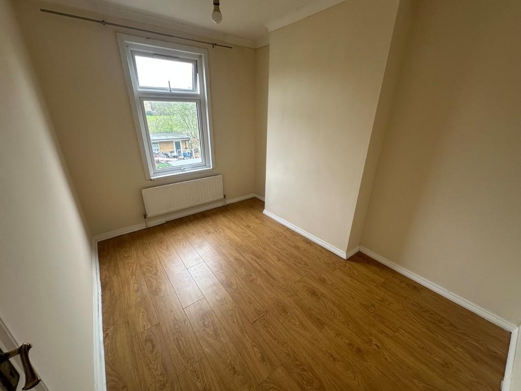 Whats App Image 2025-12-10 at 15.05.42