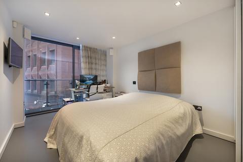 2 bedroom flat for sale, Phoenix Street, London