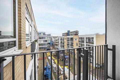 38 Hacon Square, London, E8 3QR