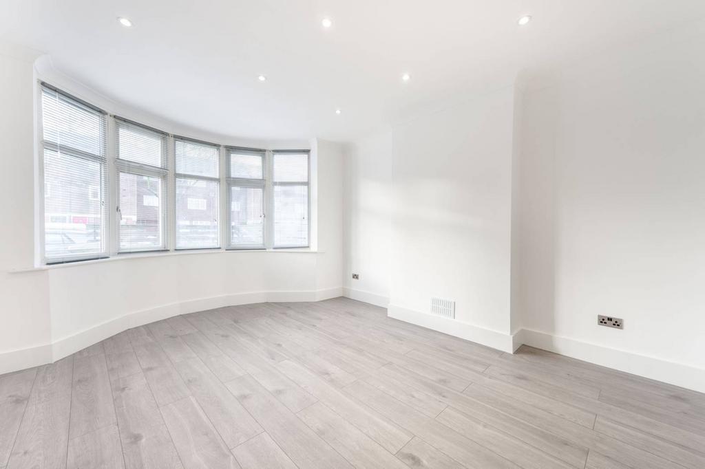 Burnley Road, Dollis Hill, London, NW10 3 bed semidetached house for