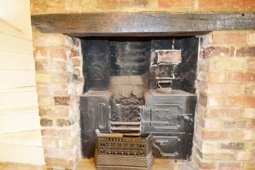 Feature Fireplace