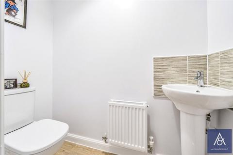 3 Bianca Close, Brackley, NN13 6GY