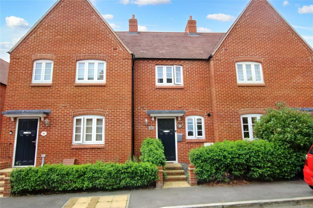 Brackley, Brackley NN13 2 bed terraced house for sale £269,500