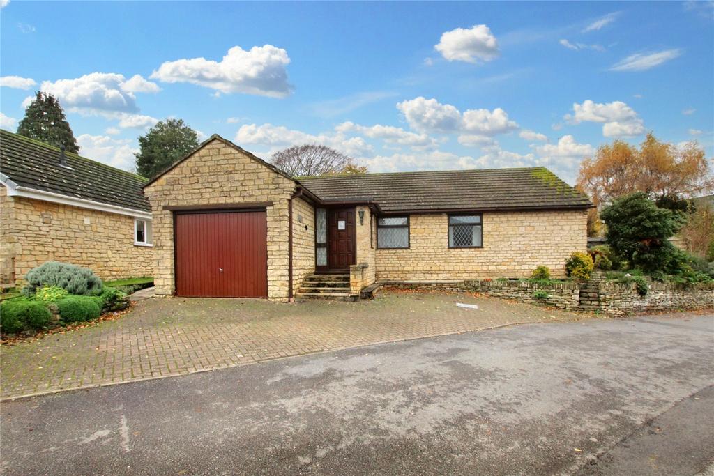 Brackley, Brackley NN13 3 bed bungalow for sale £385,000