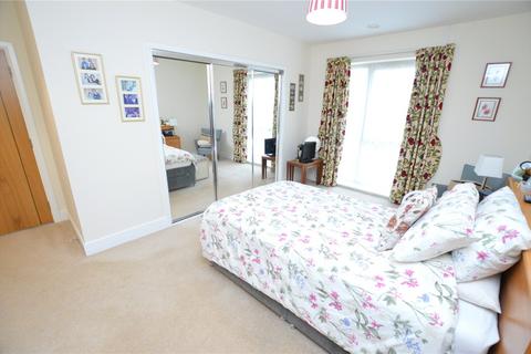 2 bedroom apartment for sale, High Street North, Bedfordshire LU6