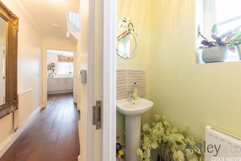 Hall/WC