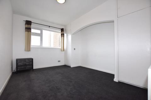 2 bedroom flat to rent, Loughborough Road, West Bridgford