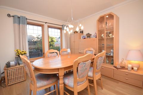 47 Orchard Way, Inchture, Perth, PH14 9QB
