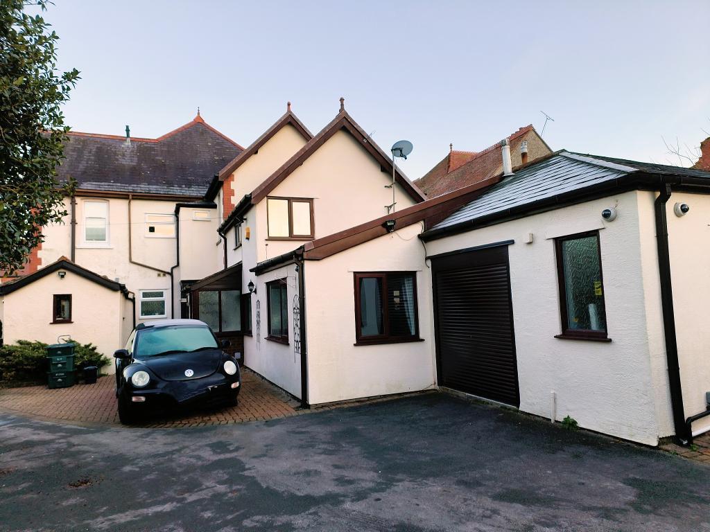 Everard Road, Rhos On Sea, Colwyn Bay, LL28 4EY 3 bed semidetached