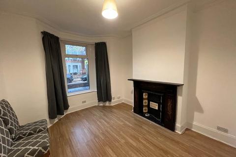 4 bedroom house to rent, Devonshire Road, Walthamstow, London