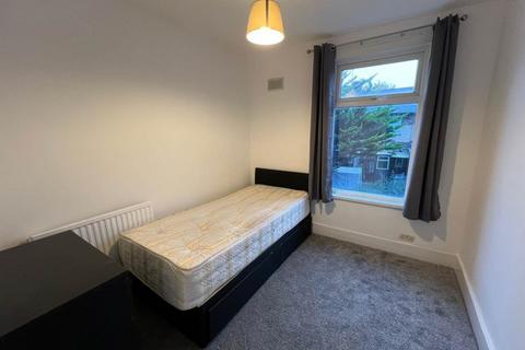 4 bedroom house to rent, Devonshire Road, Walthamstow, London