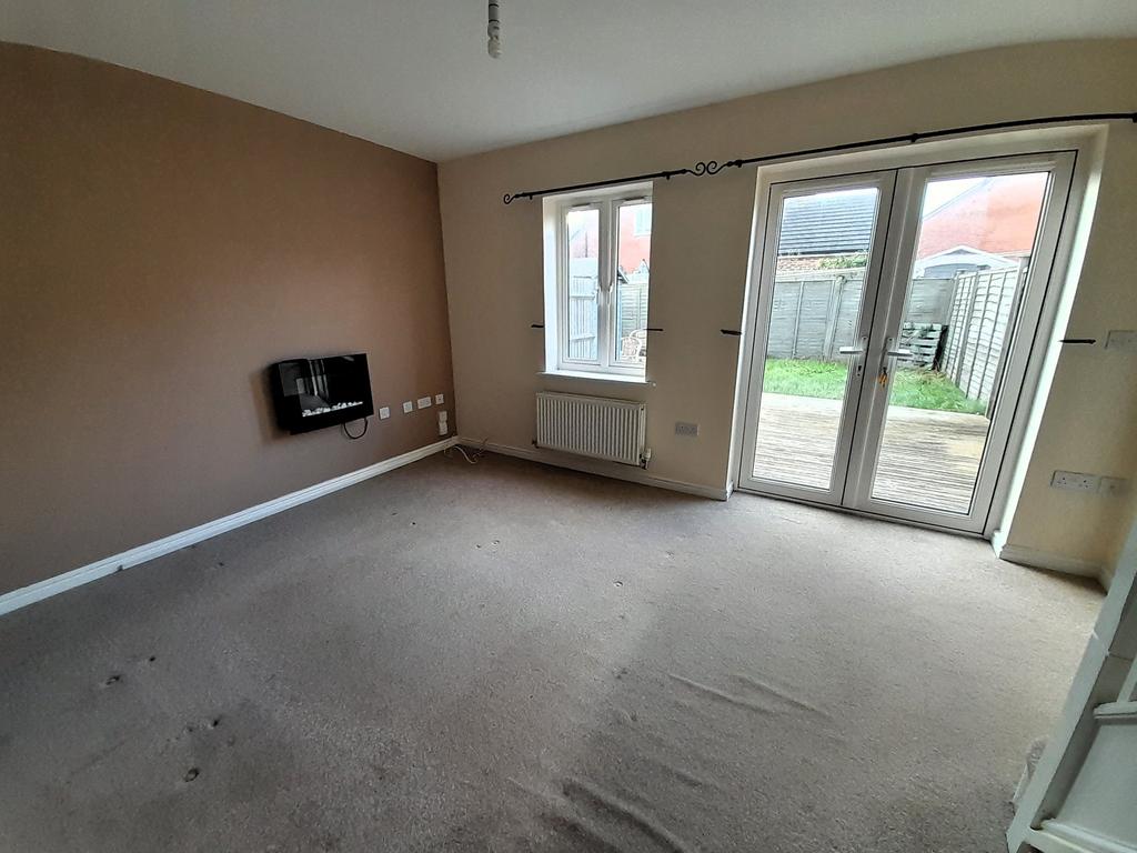 Hosegood Drive, Haywood Village, WestonsuperMare 2 bed end of terrace