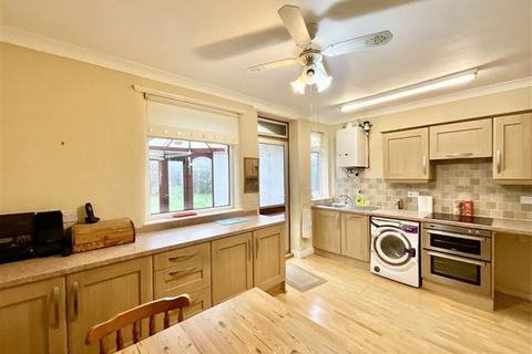 11 Mather Road, Sheffield, S9 4GN