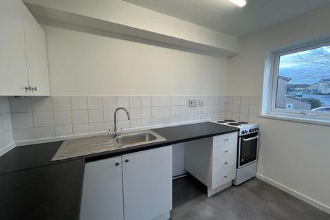 1 bedroom flat to rent, Glenbrook Drive, Barry