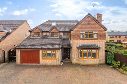 5 bedroom detached house for sale, Wike Ridge Close, Leeds