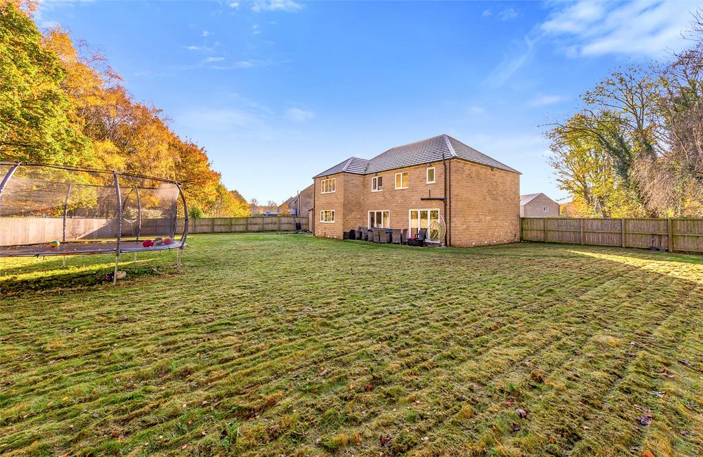 Patch Wood View, Newmillerdam, Wakefield, West Yorkshire 5 bed detached