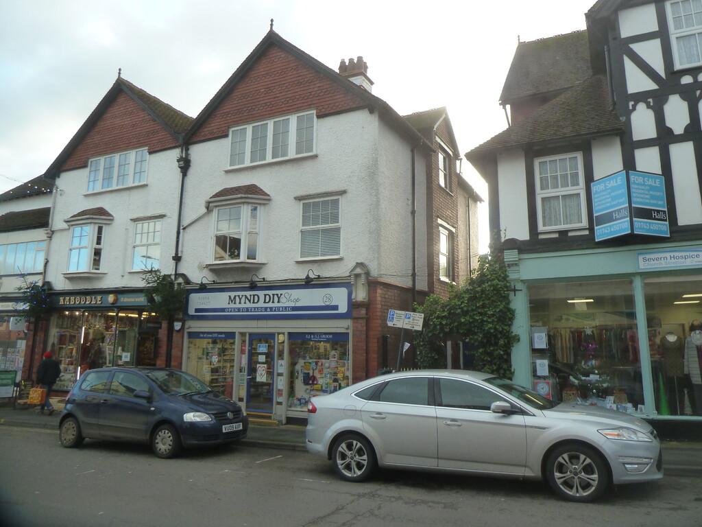 28a Sandford Avenue Church Stretton... 4 bed townhouse £1,200 pcm (£