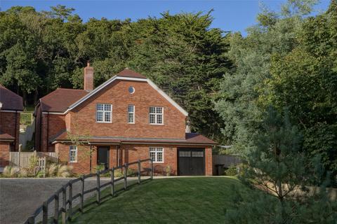Treetops Beacon Road, Minehead, TA24 5SD