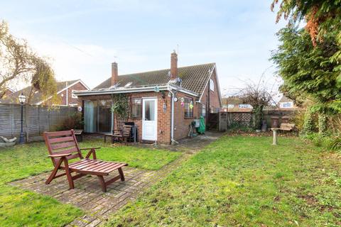 4 bedroom semi-detached bungalow for sale, Oakley Park, Bexley, DA5